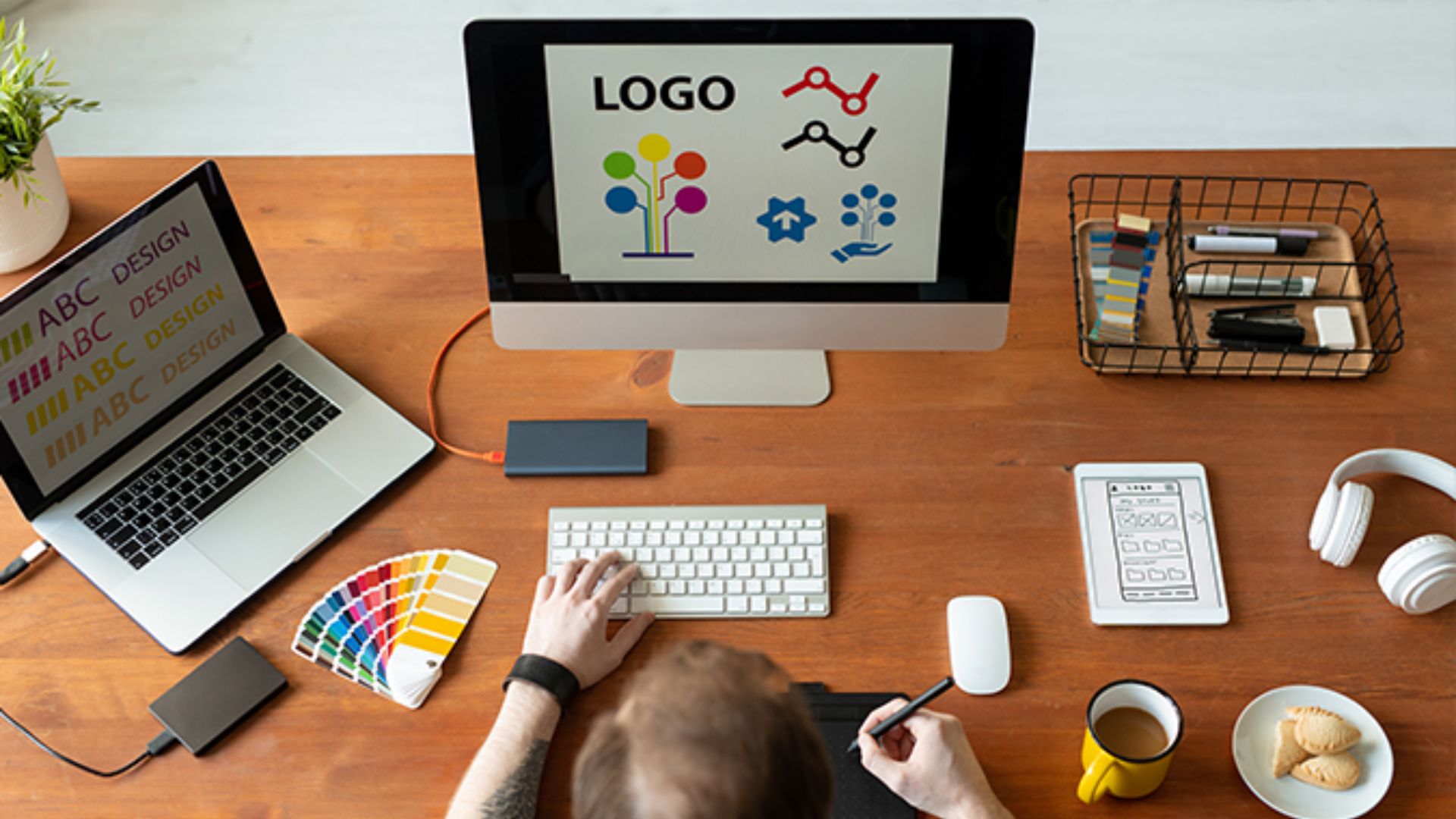 The Importance of Logo Design in Brand Identity: Trends to Watch in 2024